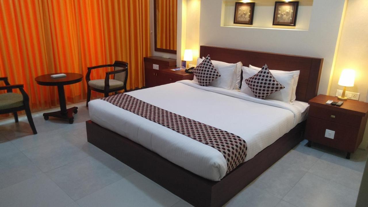 Rouba Residency Hotel Ponnani Luaran gambar